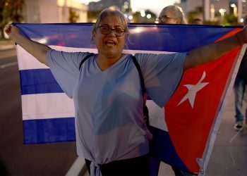 The way to Cuba’s heart is through the internet