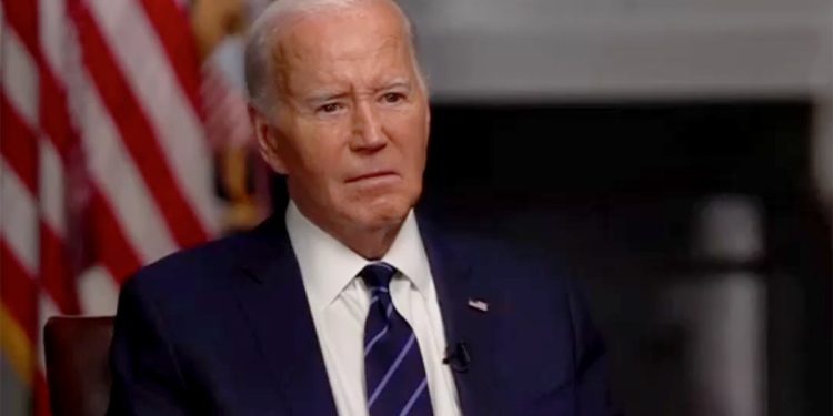 Biden claims he is on form and doesn’t need notes or teleprompters: ‘I’m on the horse’