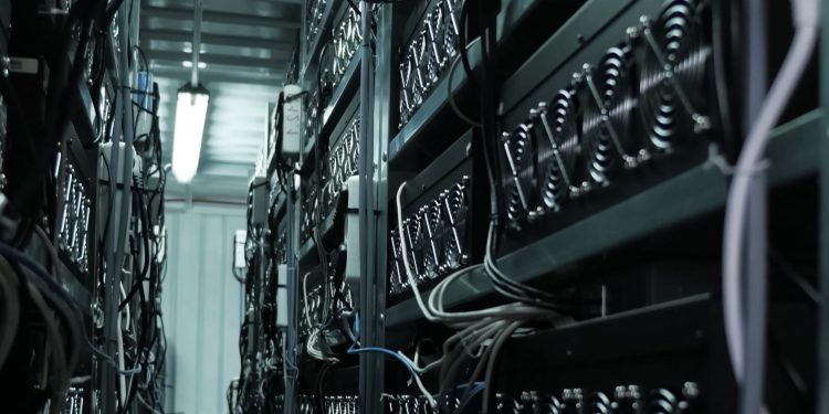 Cantor Fitzgerald sets $20 price target for Core Scientific stock: Should you buy?