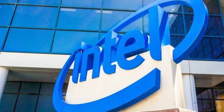 Strategist warns on Intel’s AI prospects as stock plunges 20% amid job cuts and dividend suspension