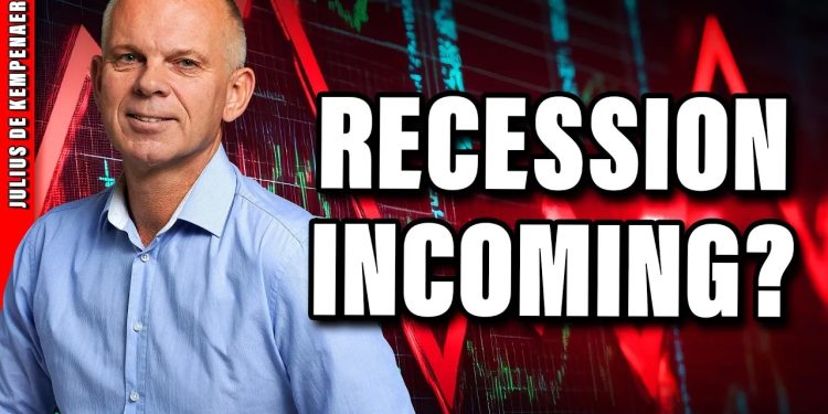 Recession Ahead? Sector Rotation Model Warns of Rising Risk