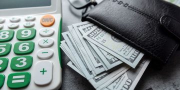 ETFs, tokenized stocks, and whales: where smart money is flowing